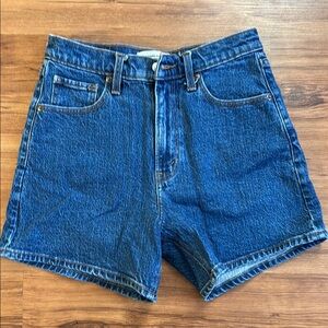 ABERCROMBIE & FITCH High Rise Dad Shorts